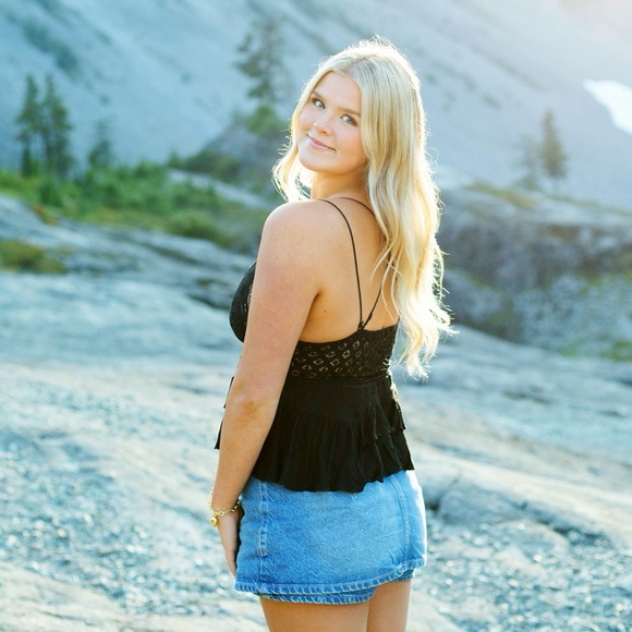 Meet your Posher, Maiya - Picture 2 of 3